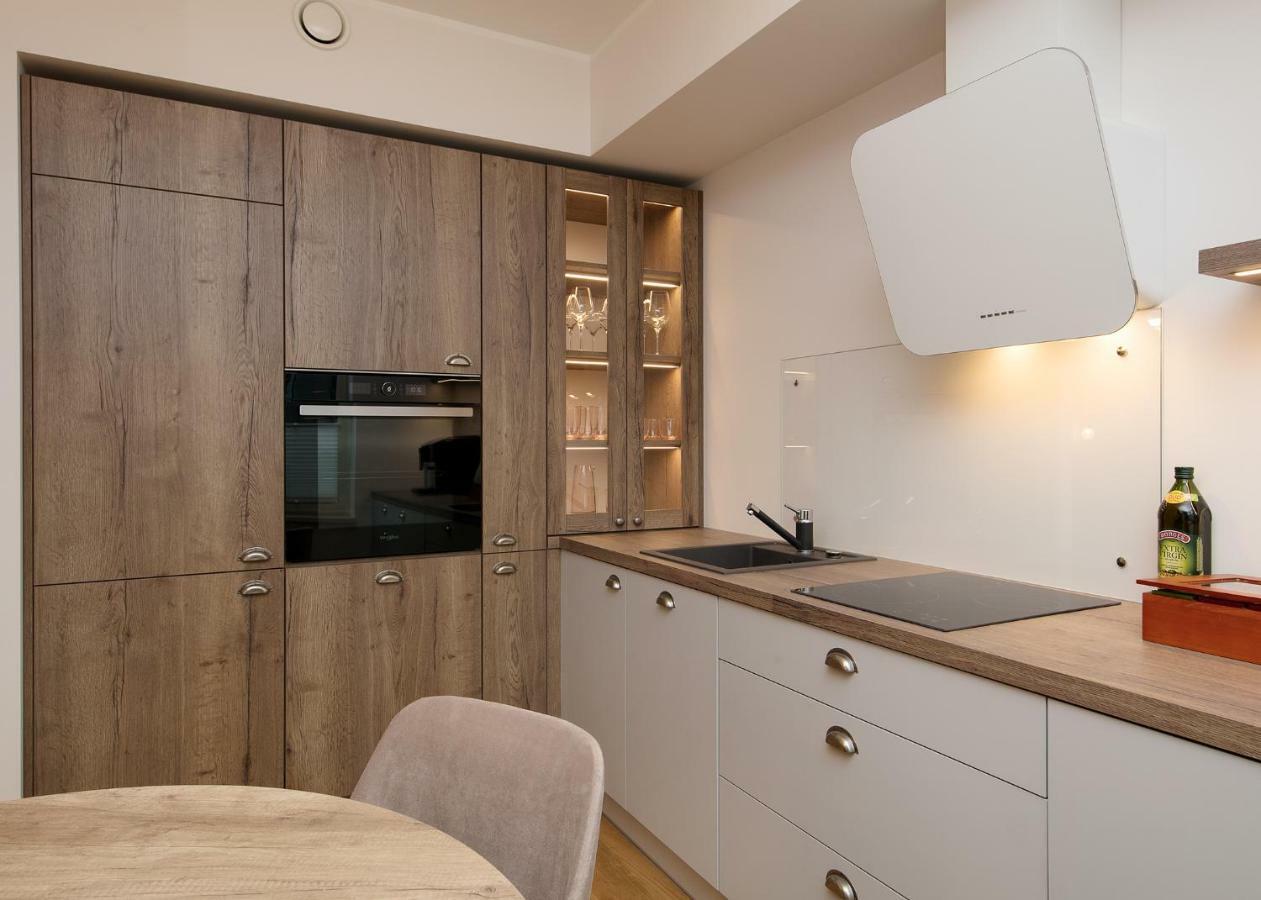 Tp City Apartment - City Center Talin Exterior foto